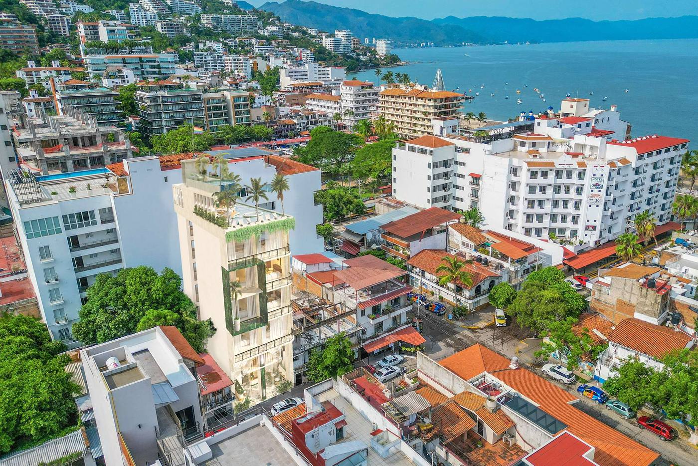 Aerial view of Praiá in Zona Romántica, steps from the beach